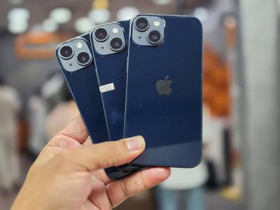 Apple iPhone 15 & 14 128GB
