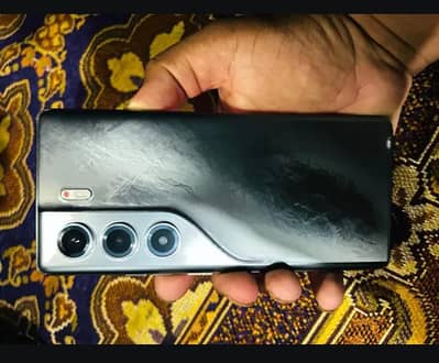 Tecno CAMON 40 Pro
