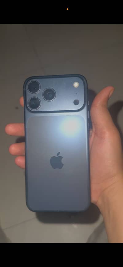 Mobile 17pro max
