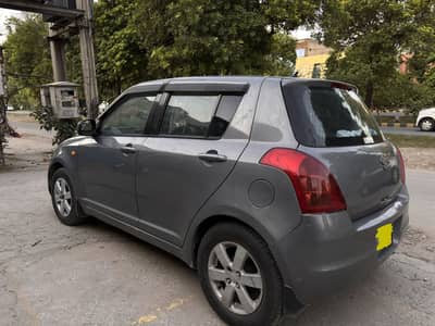 Suzuki Swift 2012 1.3 Automatic