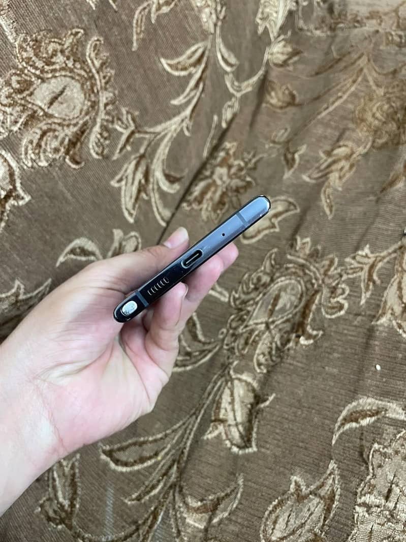 Samsung note 10 plus 4