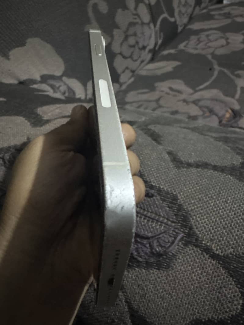 Apple iPhone 14 Pro 2