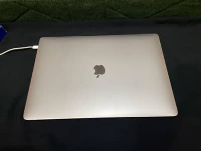 Mac book 2017 pro 15inch