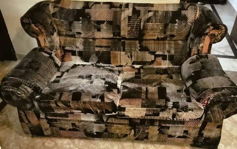 it's 321 sofa photo Nahi capture ke urgent sell