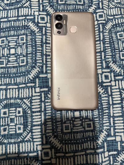 Infinix Hot 12 Play - 4+1GB/64GB - Excellent Condition