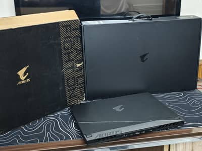 Gigabyte Aorus 15 RTX 4060 Beast Gaming Laptop 10/10