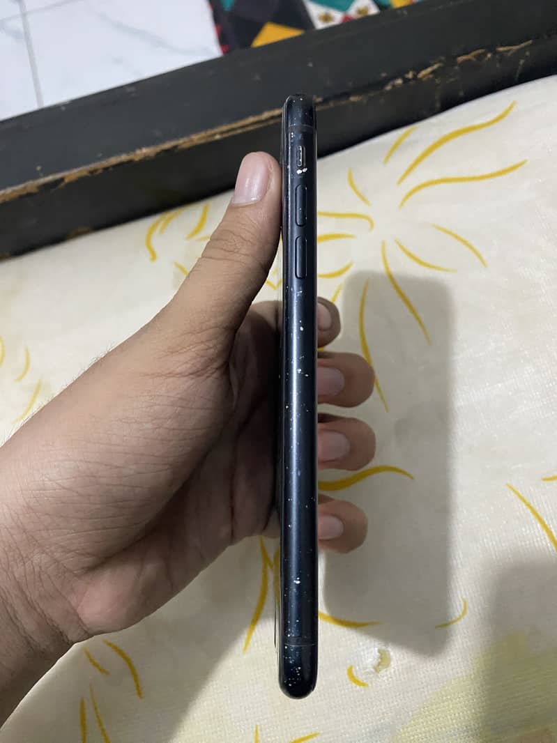 iPhone XR 2
