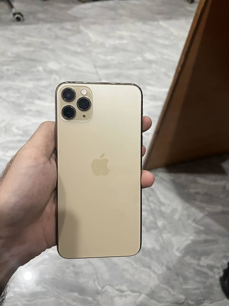 Apple iPhone 11 Pro Max 0