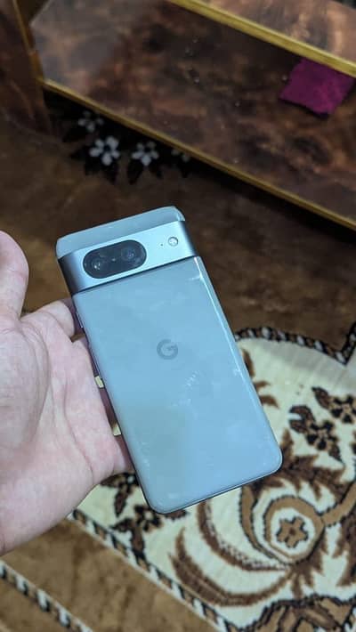 Google Pixel 8