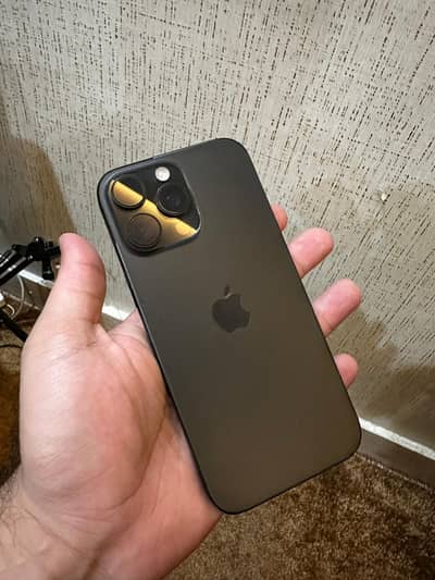 Apple iPhone 16 Pro Max