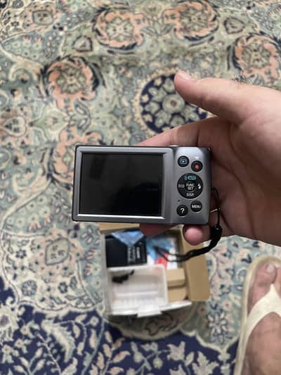 Canon digital camera (slightly used)