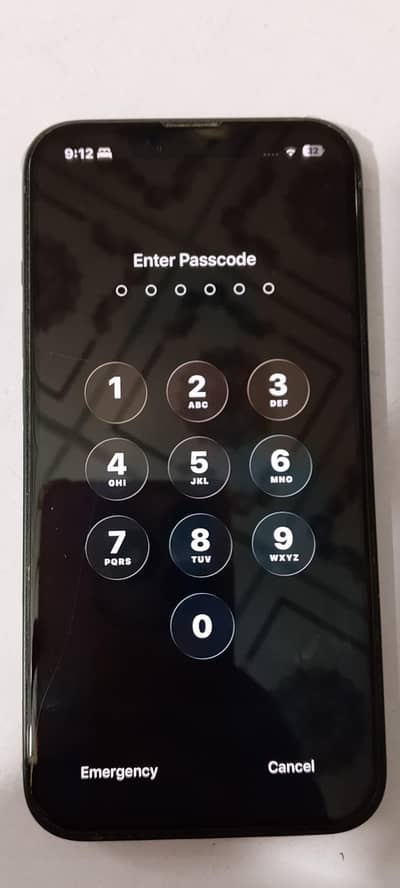 Apple iPhone 13