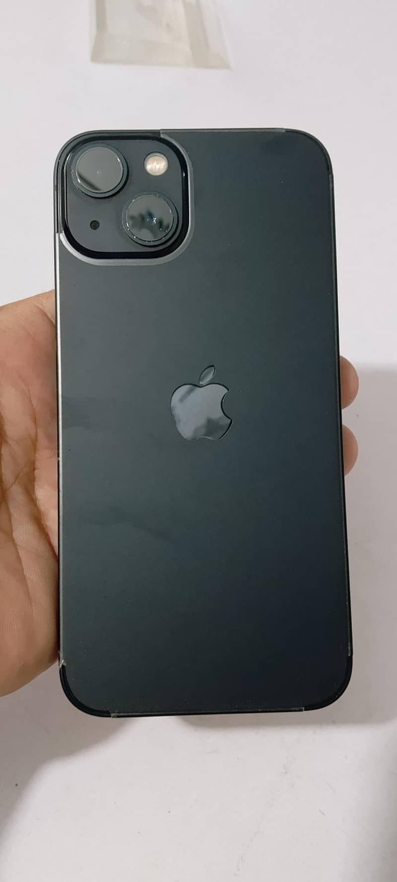 Apple iPhone 13 2