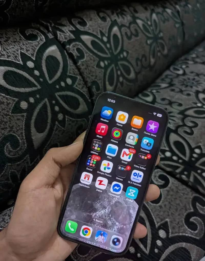 Apple iPhone 13 Pro 1