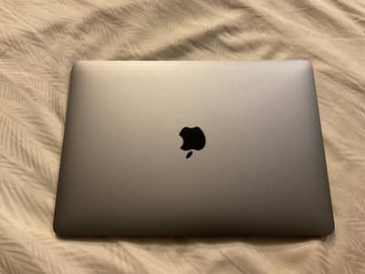 Apple MacBook Pro 2017 | 13-inch | 8GB RAM | 128GB SSD