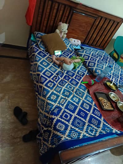 Queen Size Bed, 1 year use, New Condition, Good Quality