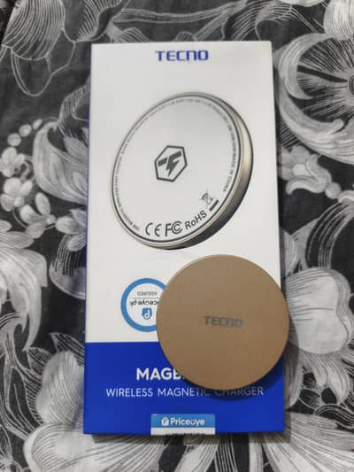 Tecno magbase 02