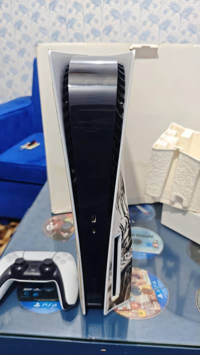 ps5 disc edition UK lush condition