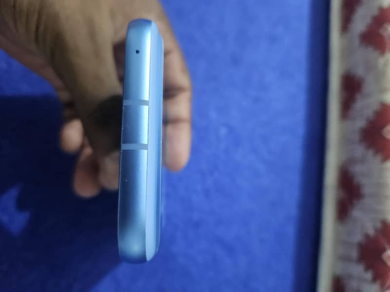 Google Pixel 8a 4