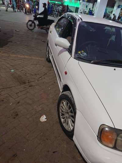 Suzuki Baleno 2003