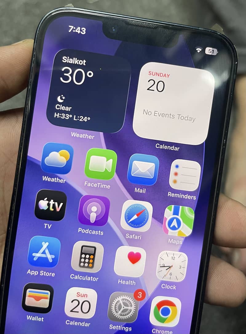 Apple iPhone 14 3