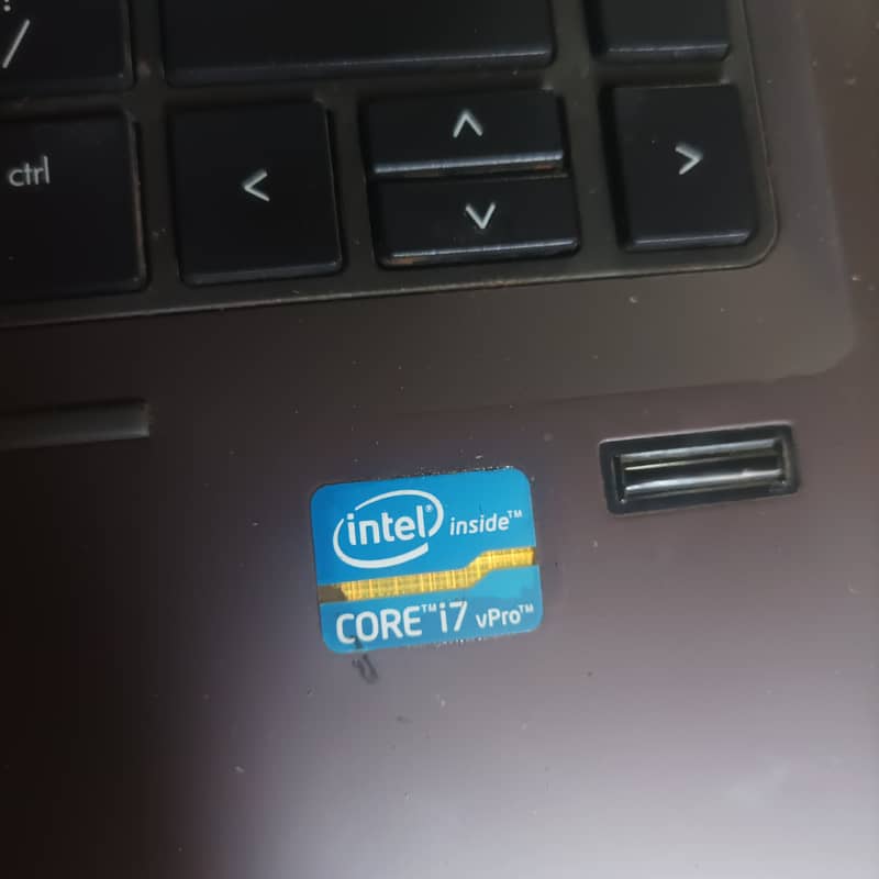Laptop Cor i7 1