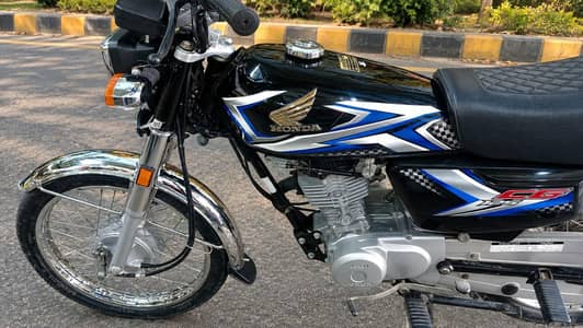 HONDA 125 MODEL 2025, LIKE ZERO METER