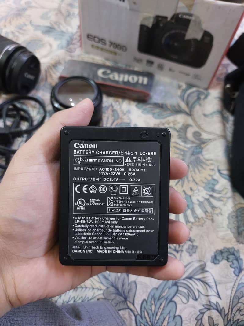 Canon EOS 700D 9