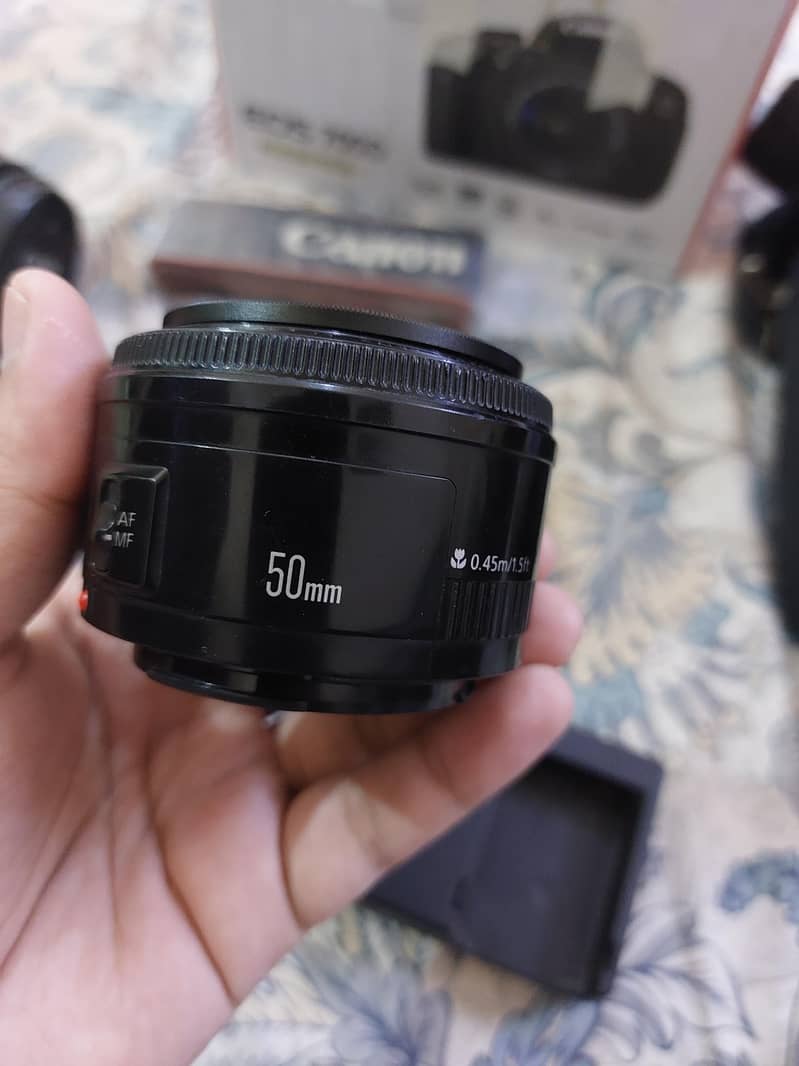 Canon EOS 700D 11