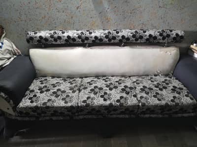 3 seater and 2 one seater