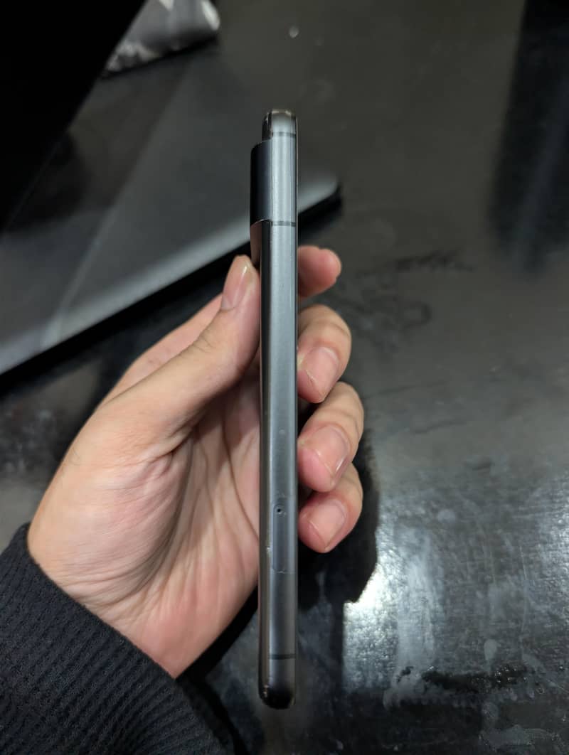 Google Pixel 8 2