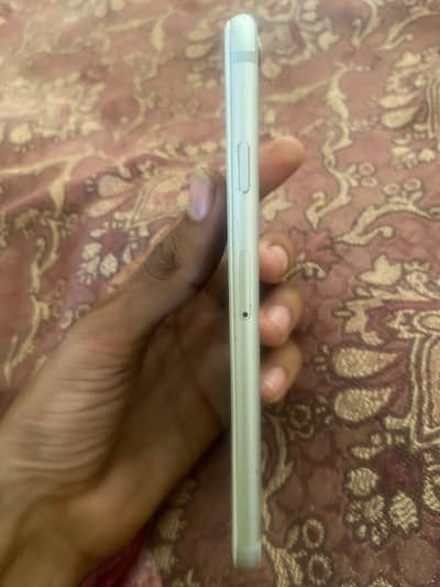 Apple iPhone 6
