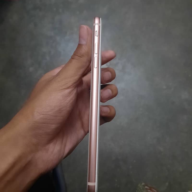 Apple iPhone 8 Plus 2