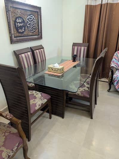 Dinning Table with 6 chairs