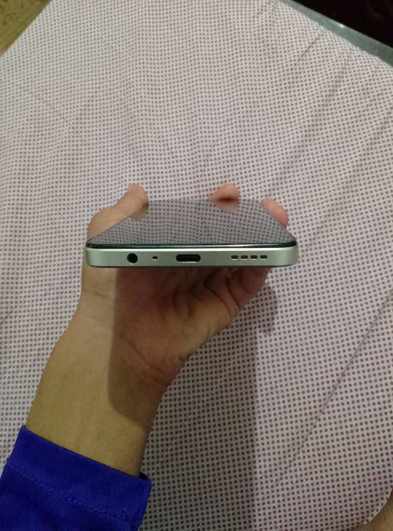 Realme Note 70 3