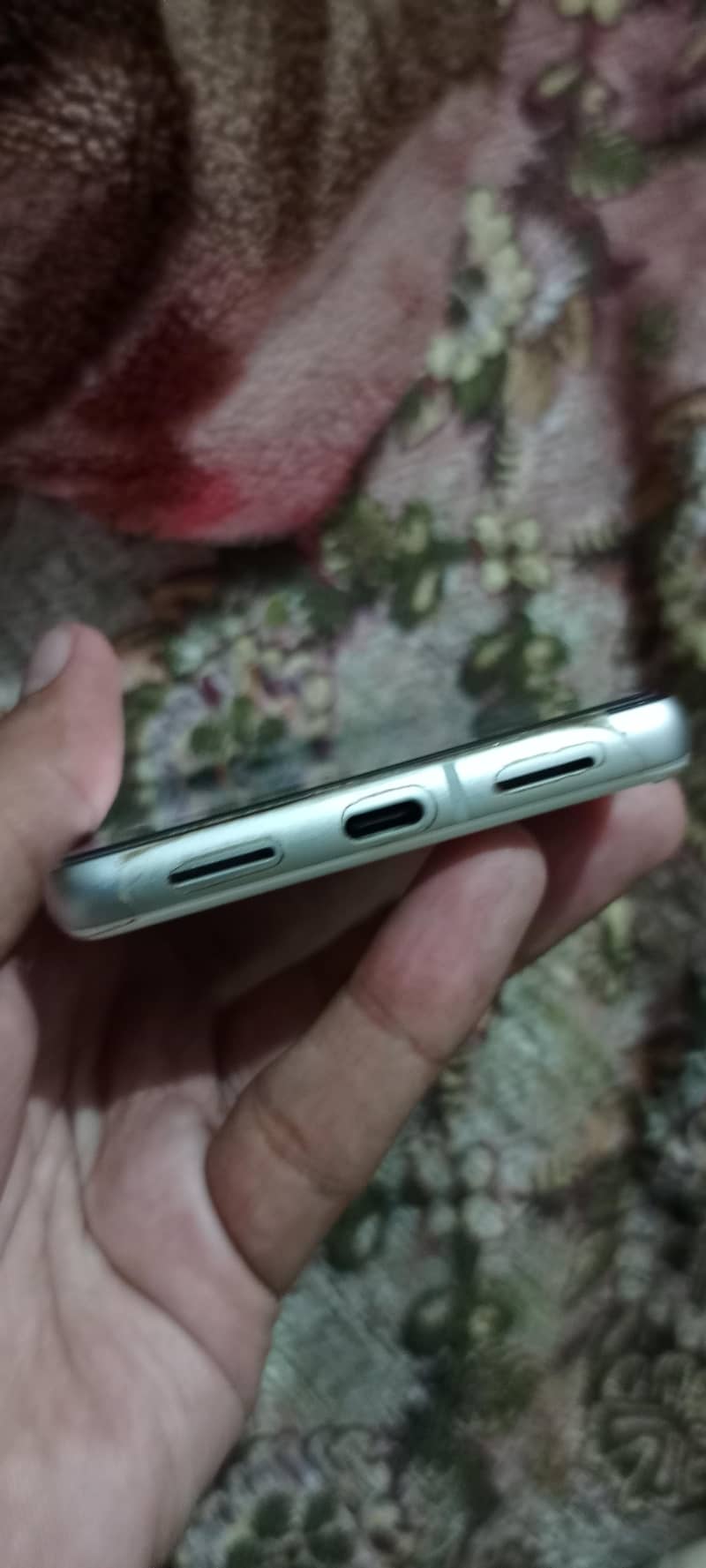 Google Pixel 7 4