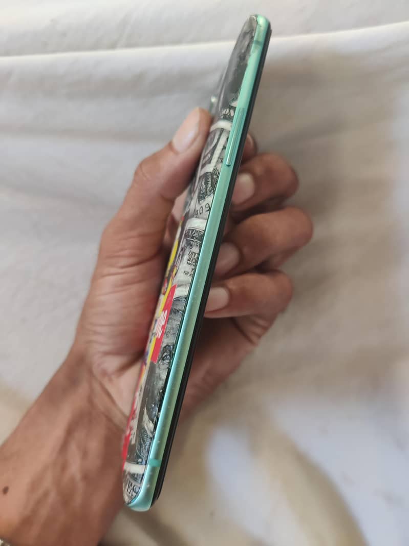 OnePlus 8t 2