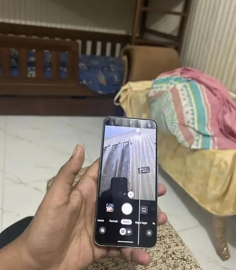 Google Pixel 8 3