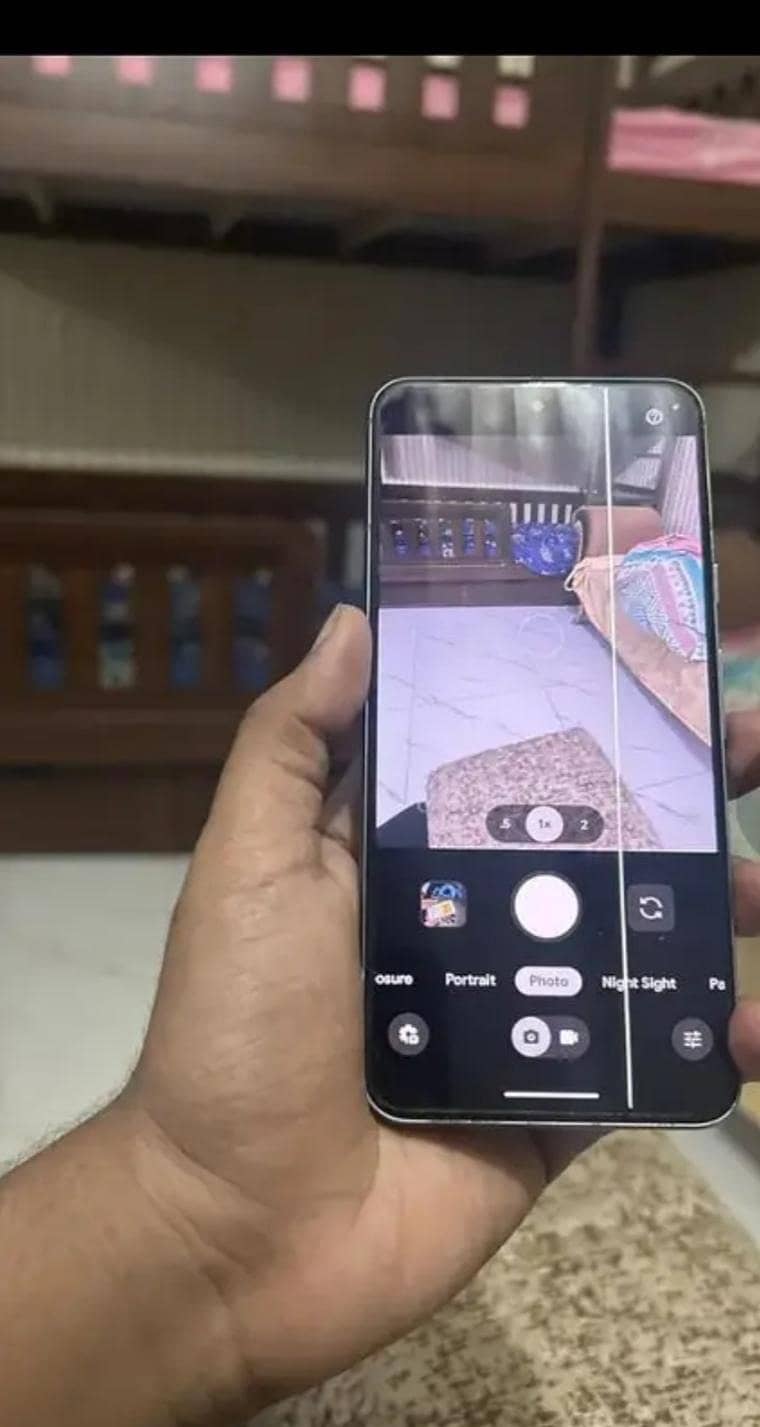 Google Pixel 8 5