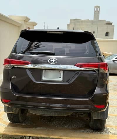 Toyota Fortuner V 2019