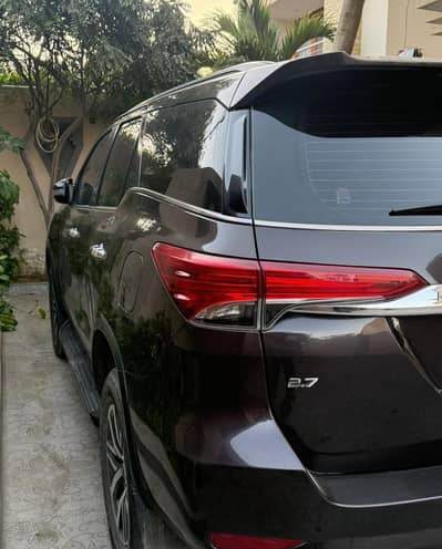 Toyota Fortuner V 2019 Original First owner