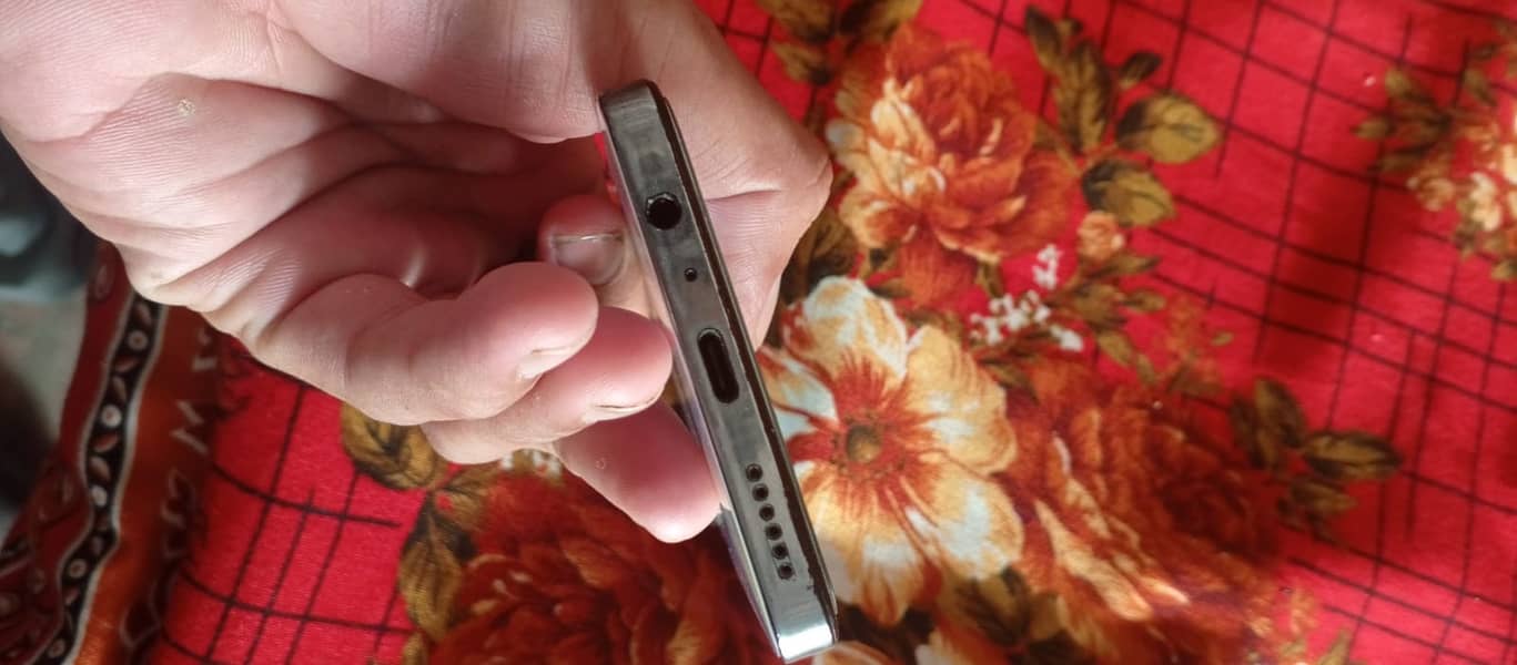Tecno CAMON 20 Pro 1