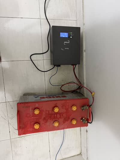 1 year used ups with battery .