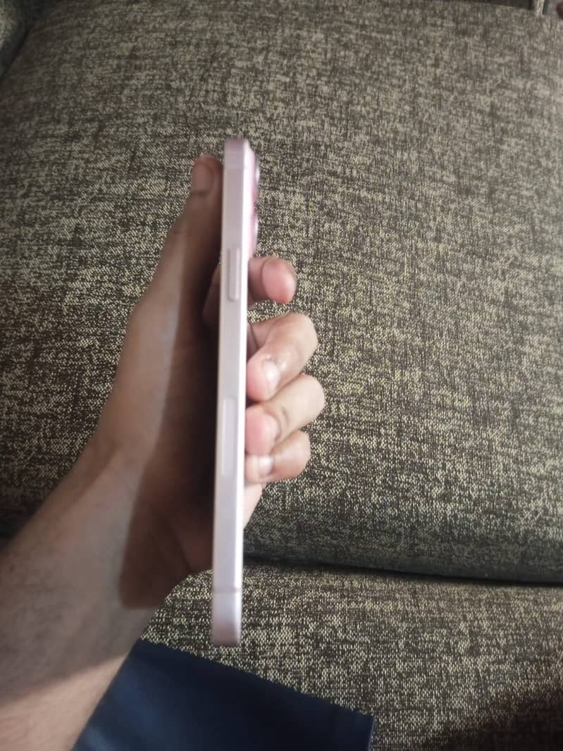 Apple iPhone 15 plus 1