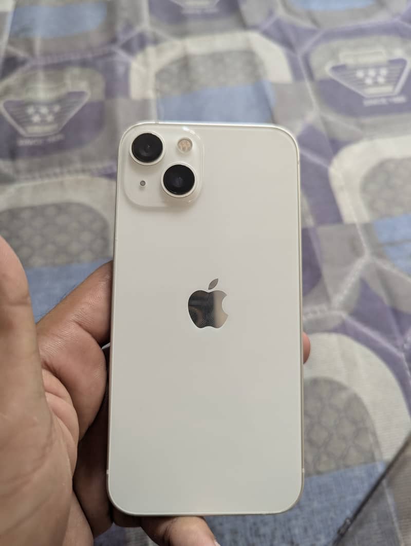 Apple iPhone 13 7