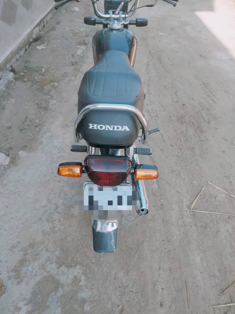 HondaCD70 3