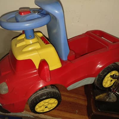 بچوں کی گاڑی