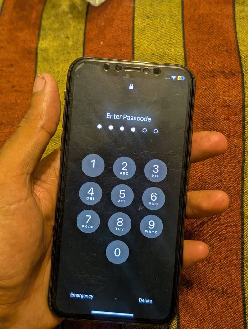 Apple iPhone X 3