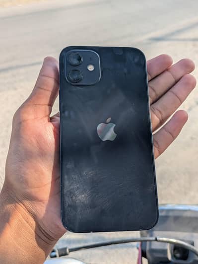 Apple iPhone 12