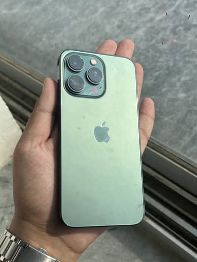 Apple iPhone 13 Pro